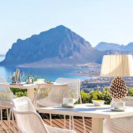 Hotel Venere Di Erice & 4*
