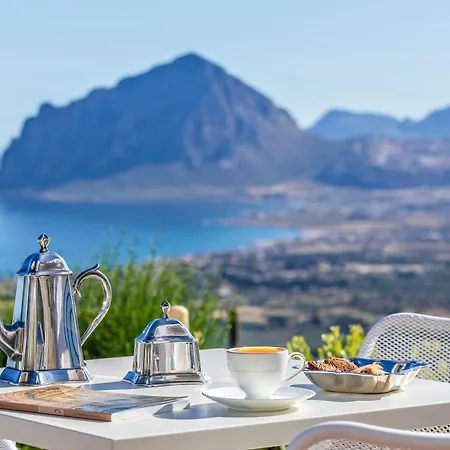 Venere Di Erice & Hotel 4*