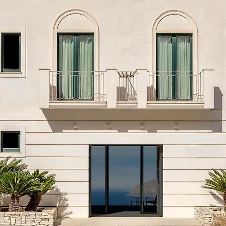 Venere Di Erice & 4*